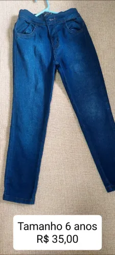 Roupa infantil de menino