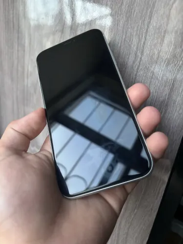 IPHONE XR 64GB BRANCO - USADO