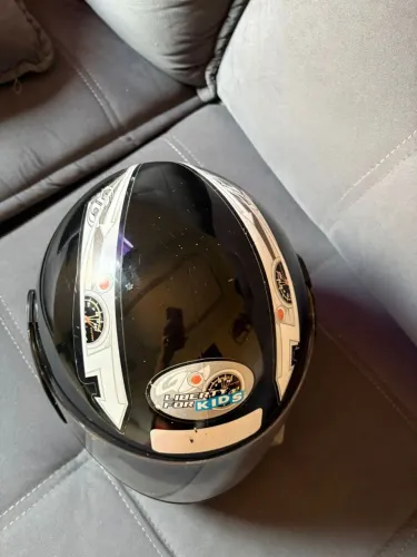 Capacete infantil
