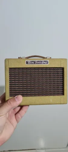 Vendo mini amplificador Fender Mini Twin - amp