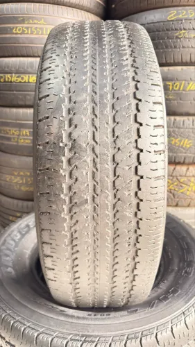 Pneus 245/70/16. R$550,00 os 4