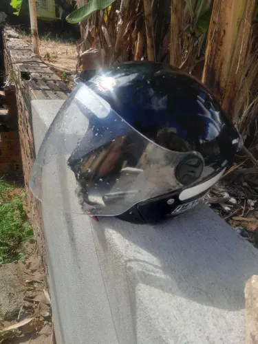 um pequeno defeito mais da pra usar ....o