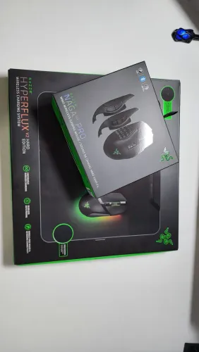 Razer naga v3 pro + hyperflux v2