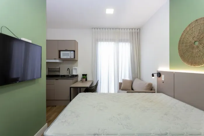 Apartamento com 1 quarto para alugar por R$ 2100.00, 17.62 m2 - PRADO VELHO - CURITIBA/PR