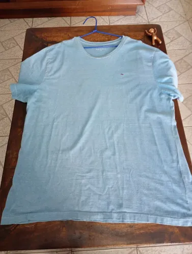 Camiseta  da ARAMIS. GG