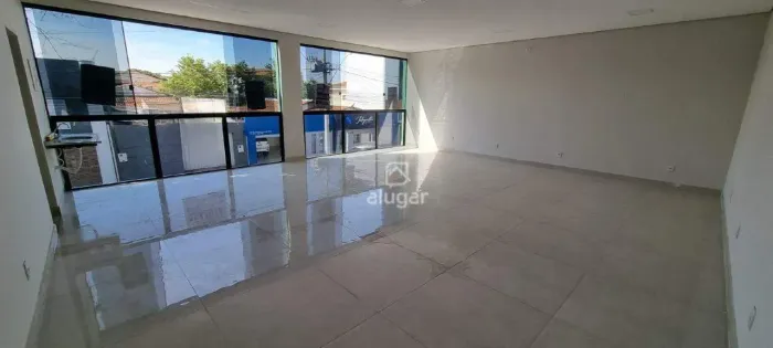 Sala para alugar, Funcionários - Montes Claros/MG - R$ 2.000,00 - Alugar Imóveis