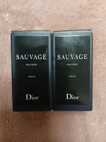 Perfume Dior Sauvage Eau Forte 10ml novo