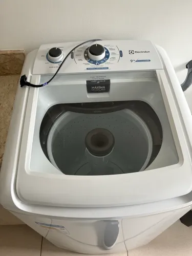 Máquina de Lavar 9kg Efficient Care Electrolux