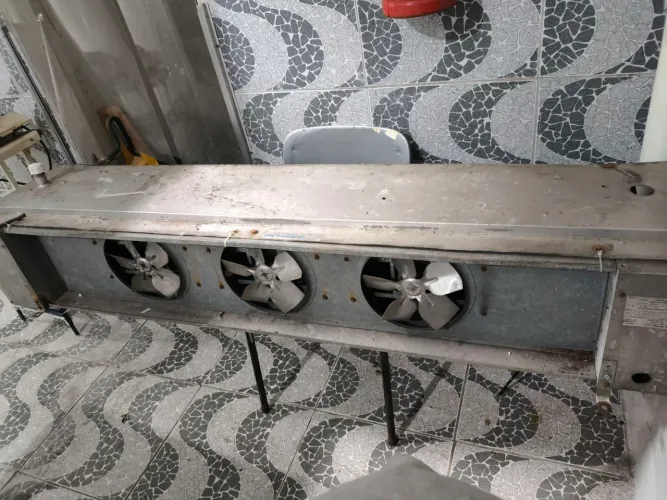 Forcador de ar camara fria