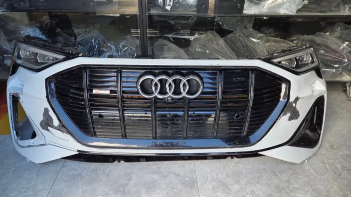 Parachoque Audi E tron 2022 Original