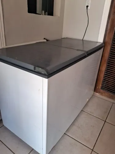 Vende-se esse freezer