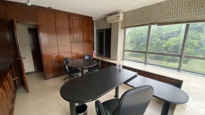 Conjunto Comercial 87 m² para locação no Centro de Santos