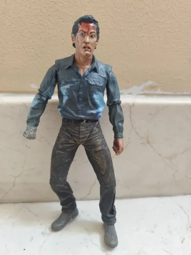 Action figure Ash Willians Evil Dead 2 neca