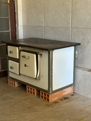Fogão a lenha 