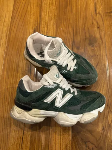 Tênis New balance. Original . Tm 35/36