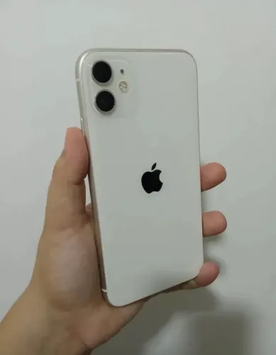 iPhone 11 - 128gb
