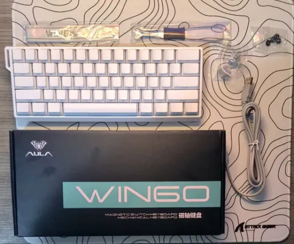 Teclado Magnético AULA WIN60HE - Branco - Testado - Novo