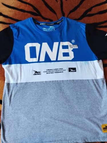 Camiseta onbongo