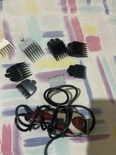 Máquina de corta cabelos