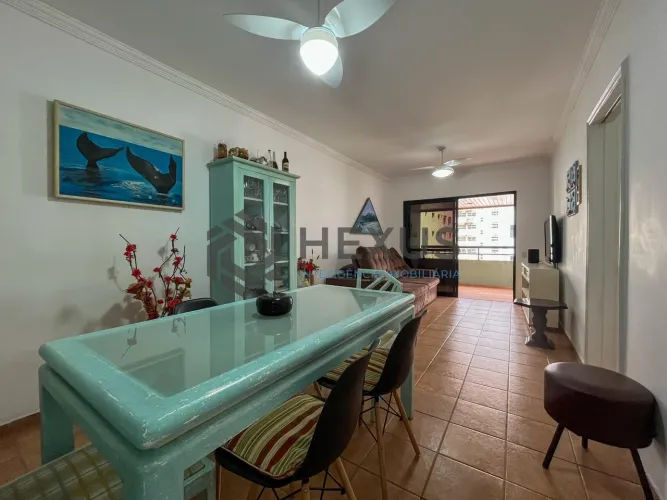 Apartamento com varanda vista mar e lazer na quadra-mar da Praia das Pitangueiras, Guarujá