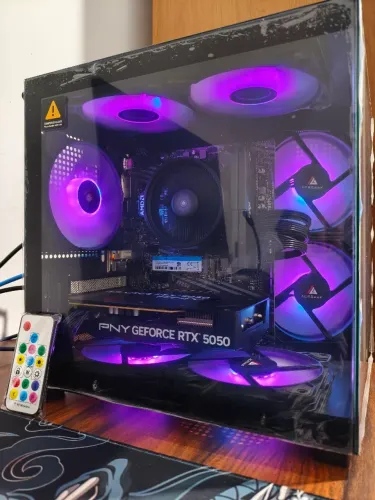 PC GAMER R5 5500 + RTX 5050