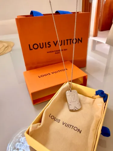 Corrente Louis Vuitton prata 925