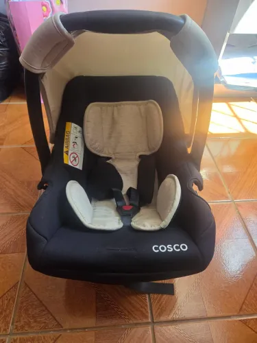 Bebê conforto cosco