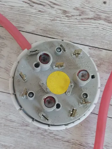 Pressostato eletromecânico de nível água Brastemp BWQ24a usado