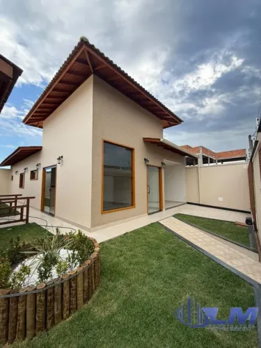 Imperdível! Casa à venda em Guarapari-ES, bairro Fátima Cidade Jardim. 3 quartos, 1 suíte,