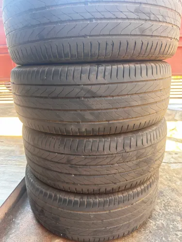 Pneus continental 205/55/16