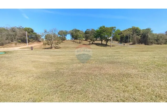 Terreno à venda Ninho Verde 2 - Pardinho - SP