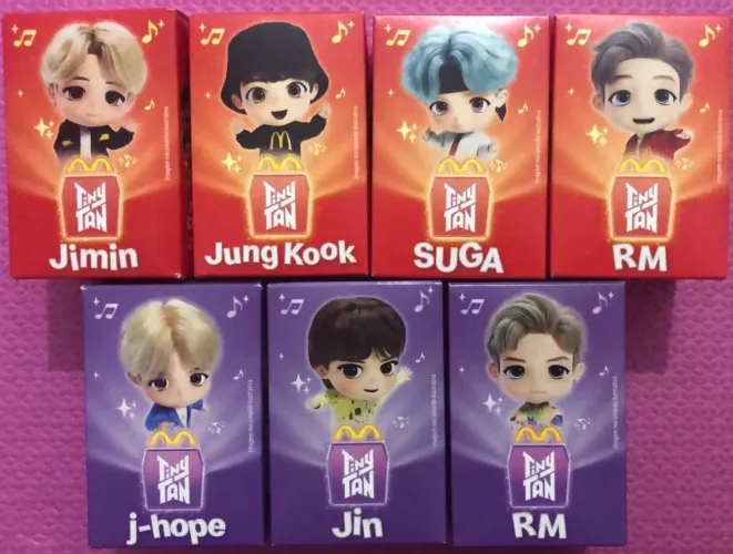 Bonecos K-pop colecionáveis MAC Donalds