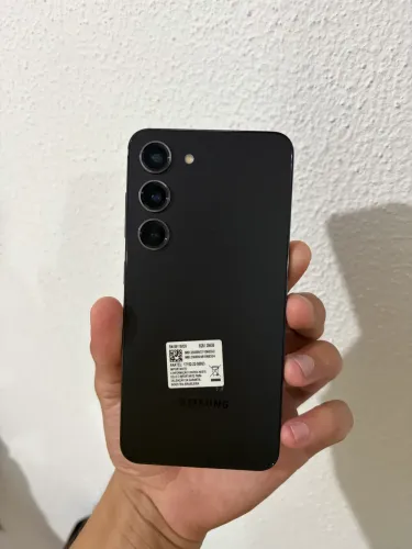 S23 / 256GB (EXCELENTE ESTADO DE CONSERVAÇÃO)