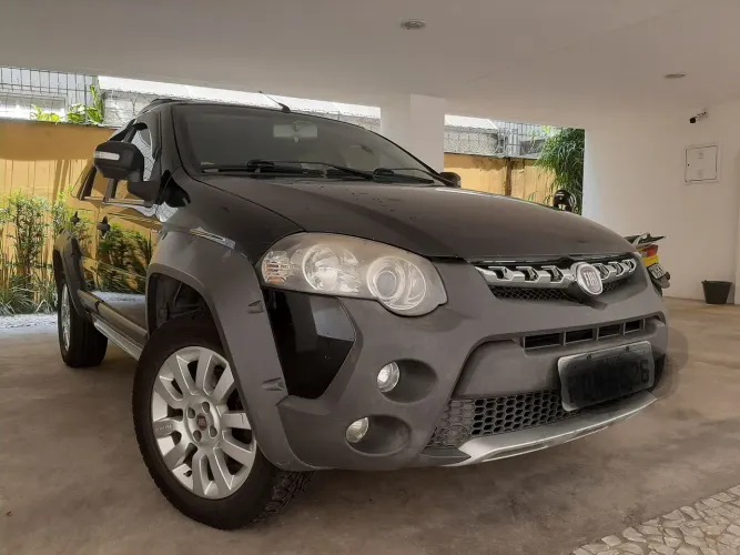 Fiat Palio Week. Adv. Dualogic 1.8 Flex 2013