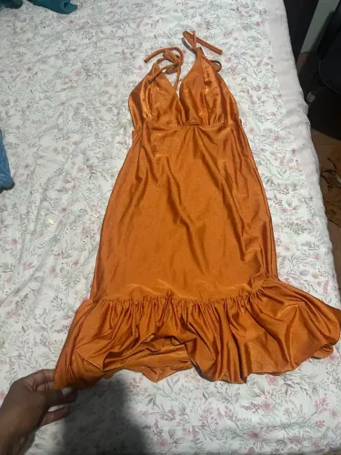 VESTIDO NOVO