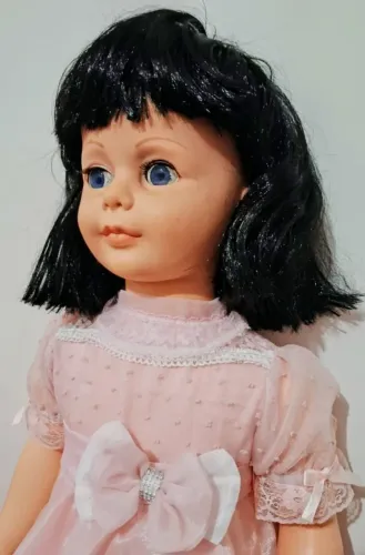Boneca amiguinha da estrela com peruca