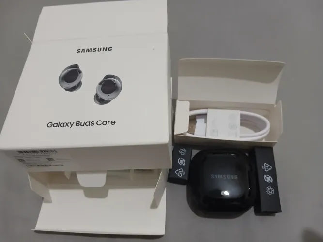 Fone de ouvido sansung com Bluetooth 