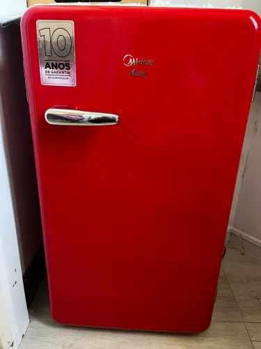 Frigobar midea retrô seminovo