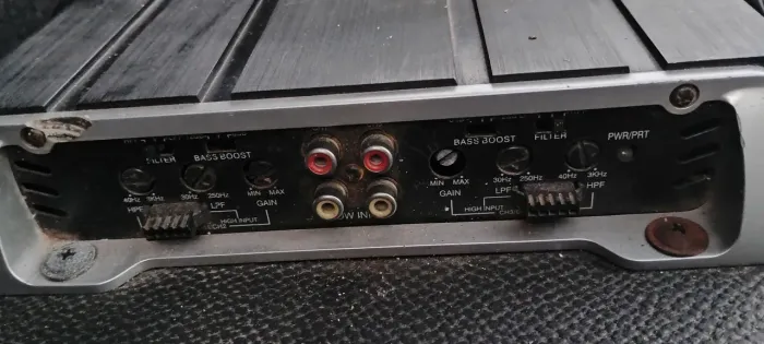 Vendo caixa de som amplificada