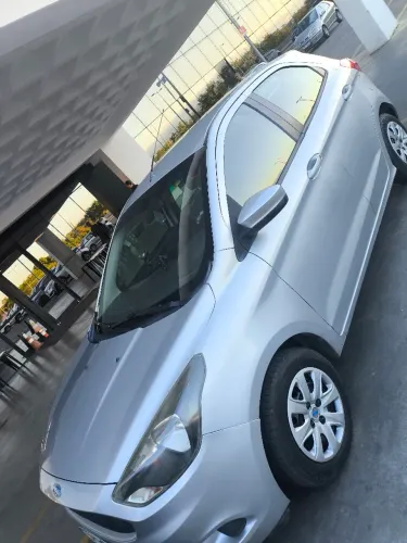 Ford KA 1.0 Se/se Plus Tivct Flex 5P 2015