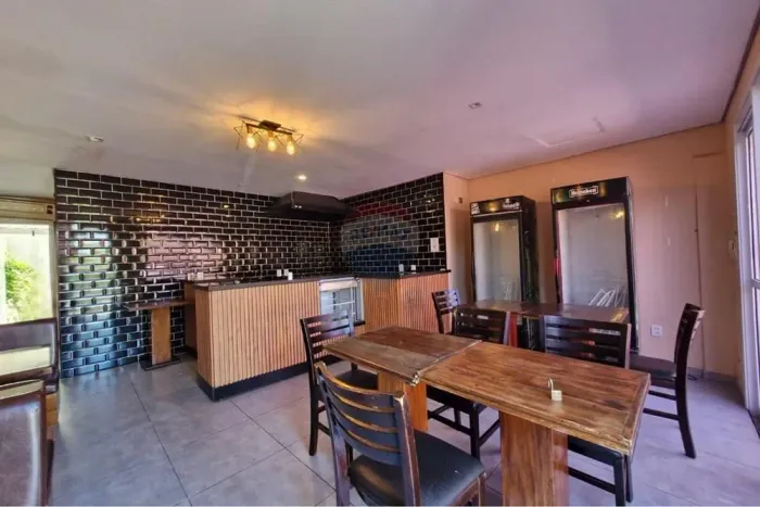 Ponto/Salão Comercial para Alugar no Centro de Vinhedo/SP