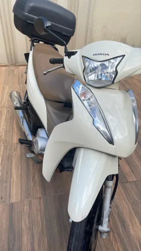 Honda biz branca 