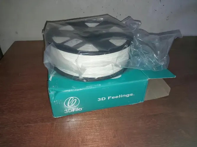 Filamentos para Impressão 3D ABS Premium (1,75mm / 1Kg) - Branco