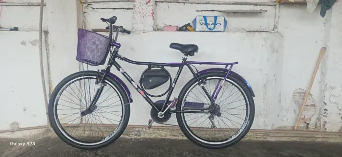 Vende-se Monark