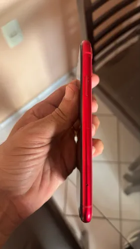 Celular IPHONE 11 128gb - Vermelho -Usado