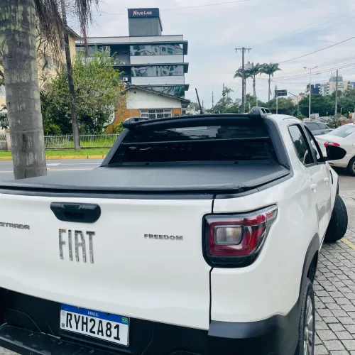Fiat Strada Freedom 1.3 Flex 8V CD 2023