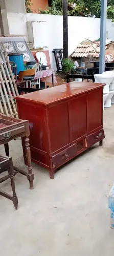 Vendo essa cômoda pra reformar 