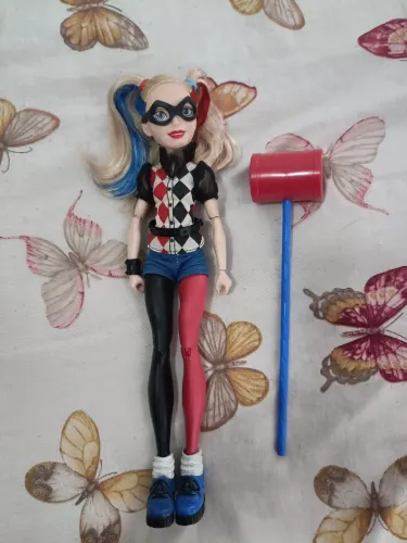 Boneca Arlequina original Mattel