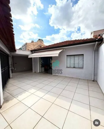 Imóvel Comercial à Venda | 250m² de Terreno | 4 Salas | 3 Vagas | Vila Assunção | Santo An