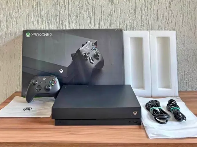 XBOX ONE X 1TB